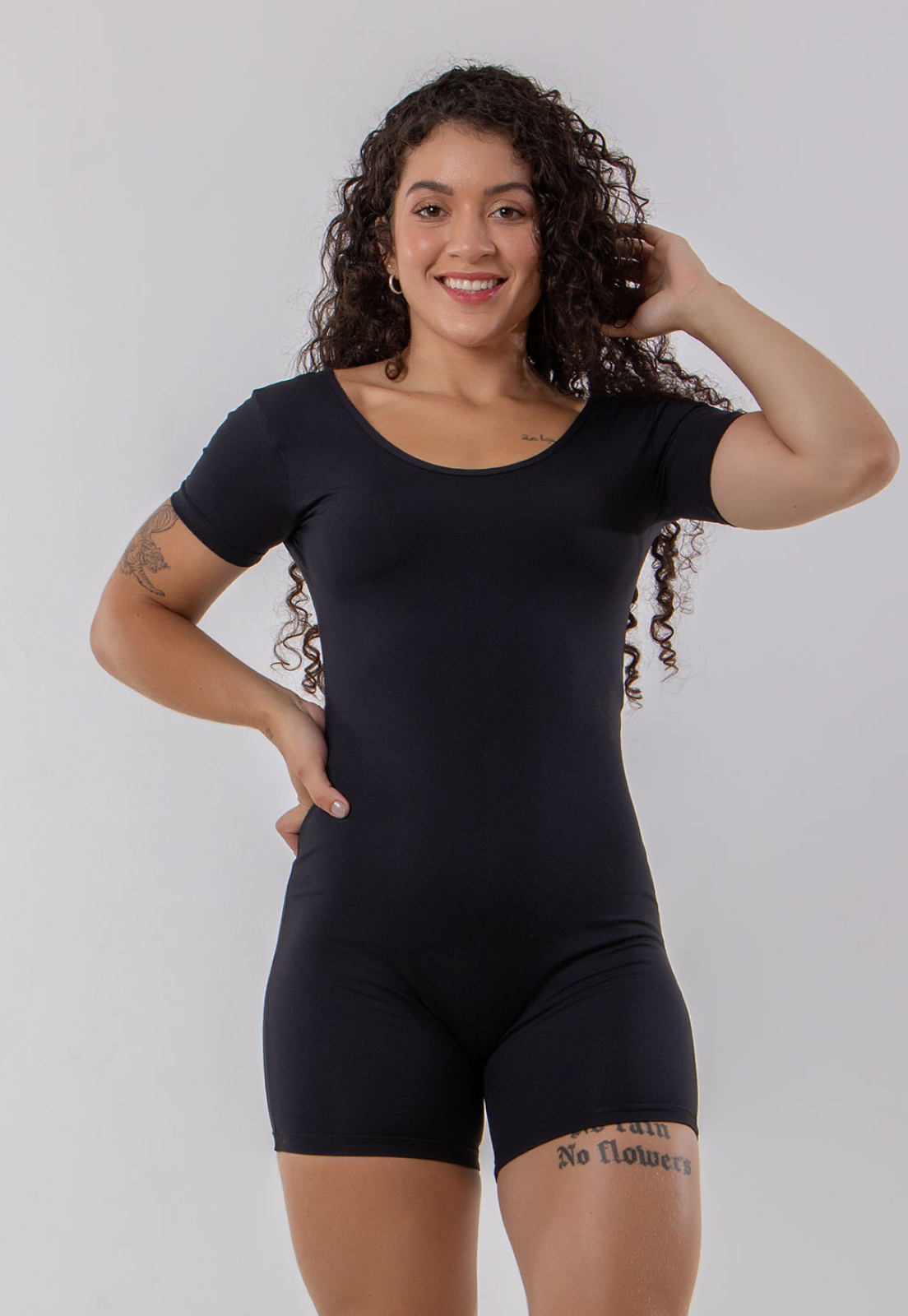 MACAQUINHO FEMININO SPECIALE CURTO POLIAMIDA PRETO